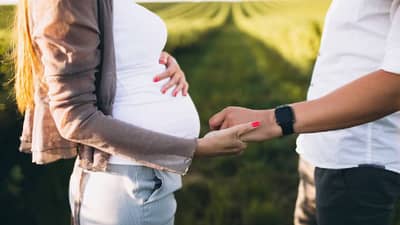 बाळ होईल की नाही ? तुमचा आहार ठरवेल... डाएटचा होतो प्रजनन क्षमतेवर परिणाम