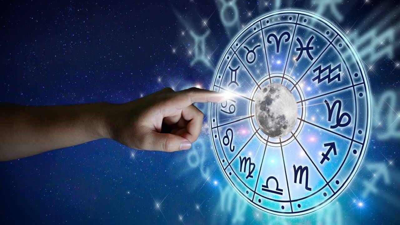 Astrology : 25 जुलैपासून या तीन राशीच्या लोकांसाठी येणार चांगला काळ, 15 दिवस असणार सोन्यासारखे