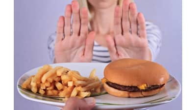 तिशीनंतर हे पदार्थ खायचे टाळा नाहीतर म्हतारपण लवकरच!