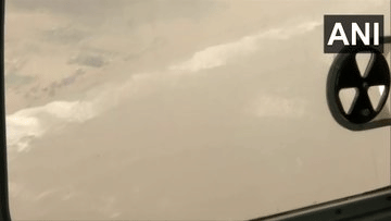 एनडीआरएफच्या 19 तुकड्या, एसडीआरएफच्या 12 तुकड्या तैनात करण्यात आल्या होत्या. मदतकार्यात गुंतलेल्या गुजरात पोलिस कर्मचाऱ्यांना सॅटेलाइट फोन देण्यात आले.