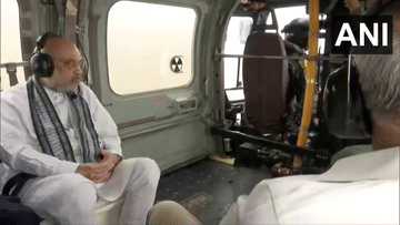 गुजरामधील नुकसानीची पाहणी केंद्रीय गृहमंत्री अमित शाह यांनी केली. यानंतर त्यांनी अधिकाऱ्यांना उपयोजना करण्याच्या सूचनाही दिल्या.