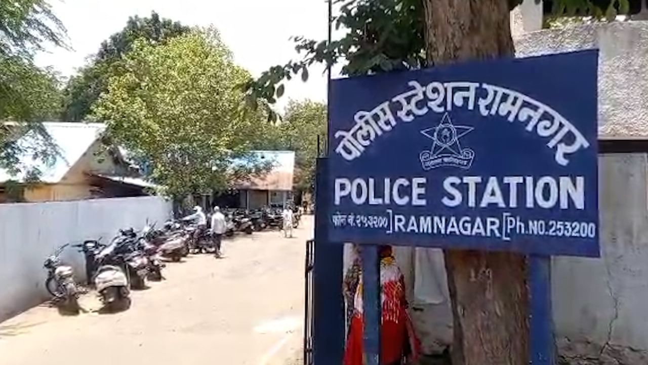 लग्नात डिजेवर नाचण्यावरुन वाद, मग जे घडलं त्याने लग्नमंडपात शोककळाच पसरली ! लग्नात डिजेवर नाचण्यावरुन वाद, मग जे घडलं त्याने लग्नमंडपात शोककळाच पसरली !