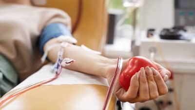 रक्तदान करताय ? त्यापूर्वी या चुका करणे टाळा, नाहीतर..