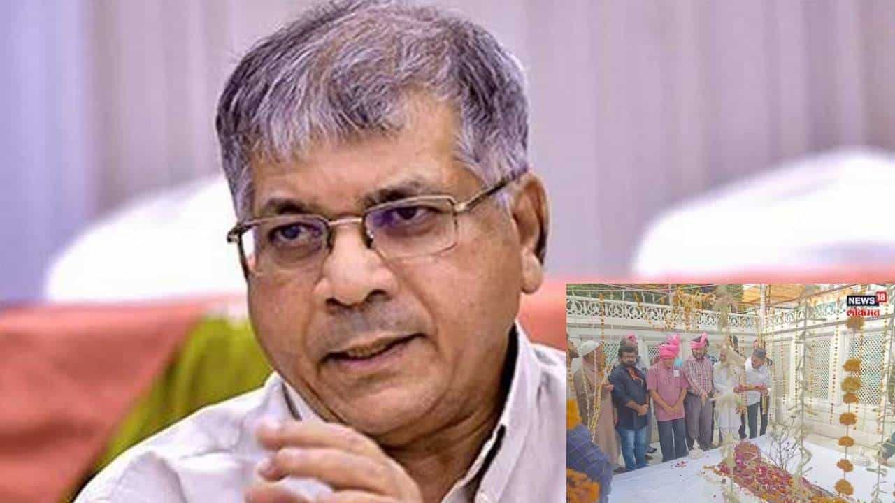 प्रकाश आंबेडकर यांचं मोठं विधान; …म्हणून मी औरंगजेबाच्या कबरीला भेट दिली!