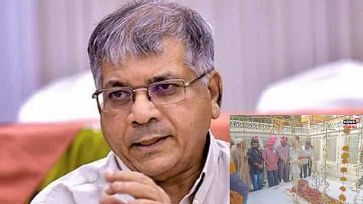 नव्या वादाची शक्यता? प्रकाश आंबेडकर यांची औरंगजेबाच्या कबरीला भेट, फुलंही उधळली, डोकंही टेकवलं नव्या वादाची शक्यता? प्रकाश आंबेडकर यांची औरंगजेबाच्या कबरीला भेट, फुलंही उधळली, डोकंही टेकवलं