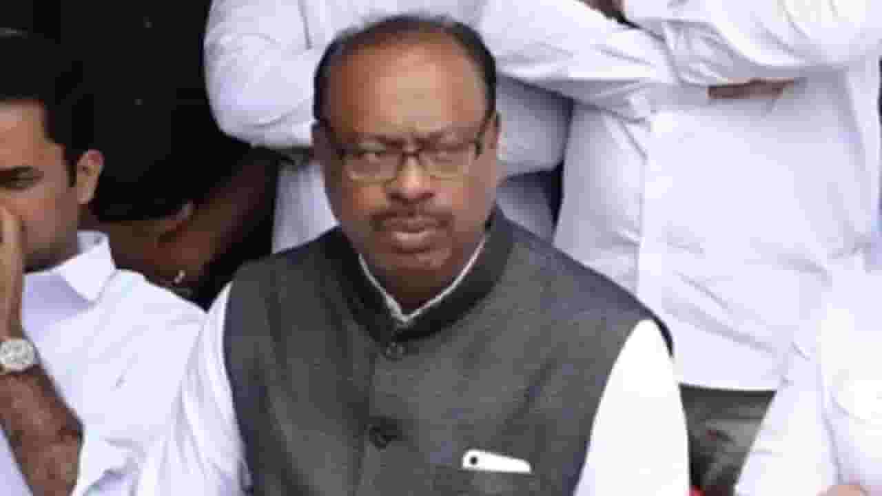 कोण बावनकुळे? त्यांची XXX आहे का उद्धव ठाकरे यांच्यावर बोलायची?, संजय राऊत यांचा हल्लाबोल