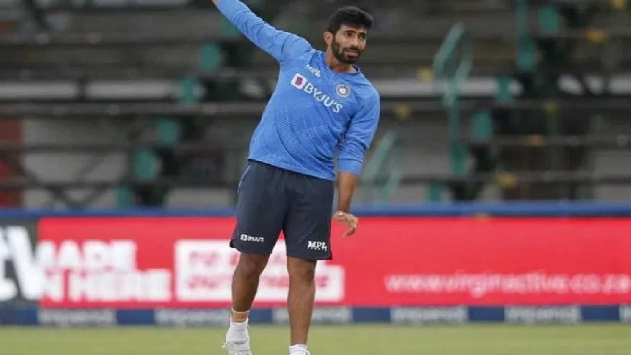 Jasprit bumrahभारताचा यॉर्कर किंग जसप्रीत बुमराह गेल्या अनेक दिवसांपासून संघाबाहेर आहे. मात्र  बंगळुरू येथील राष्ट्रीय क्रिकेट अकादमीमध्ये नेटमध्ये नव्या दमाने गोलंदाजीचा सराव करताना दिसला. 