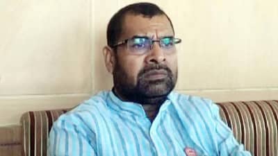 सदाभाऊ खोत यांचे वादग्रस्त वक्तव्य, रोहित पवार यांनी घेतला समाचार