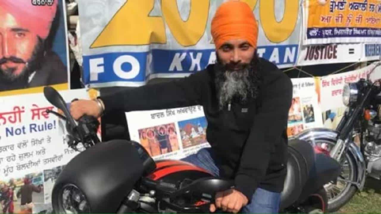 Khalistani Terrorist : खलिस्तानी दहशतवादी हरदीपसिंग निज्जरची कॅनडात गोळ्या घालून हत्या, 10 लाखांचे बक्षीस...