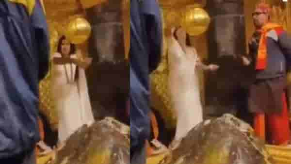 Kedarnath Viral Video : केदारनाथ मंदिर गाभाऱ्यात महिलेने उडवले पैसे, व्हायरल व्हिडीओमुळे भाविकांचा संताप