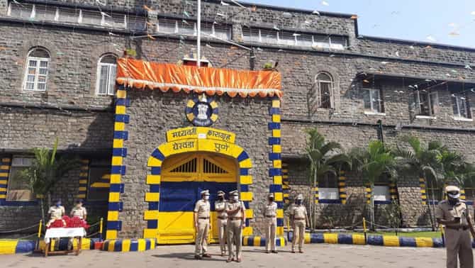 Pune News : गुन्हेगारी वाढली, येरवडा कारागृह क्षमतेपेक्षा अनेक पटींनी भरले, कोणत्या वयोगटातील सर्वाधिक कैदी