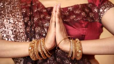 बोलें चुडिया.... पण हाताला झाली ॲलर्जी ? या घरगुती उपायांनी वाटेल बरं