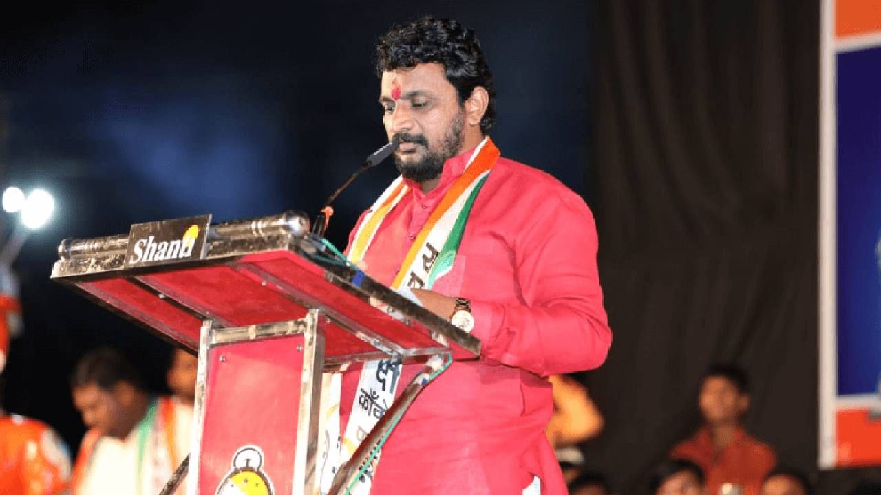 ...अन्यथा अमोल मिटकरींचा संजय राऊत होईल; काँग्रेसच्याच नेत्याची मिटकरींवर तिखट प्रतिक्रिया ...अन्यथा अमोल मिटकरींचा संजय राऊत होईल; काँग्रेसच्याच नेत्याची मिटकरींवर तिखट प्रतिक्रिया