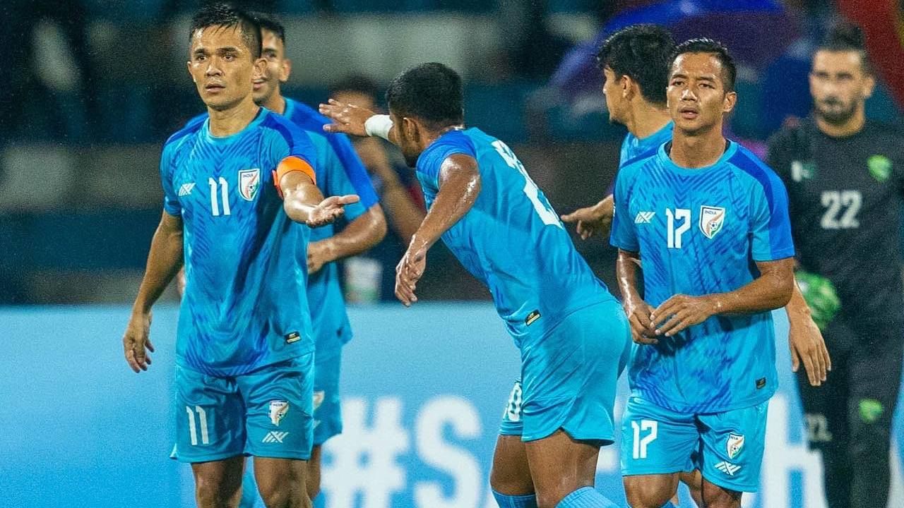 SAFF Championship 2023 : टीम इंडियाची विजयी सलामी, पाकिस्तानवर 4-0 ने एकतर्फी विजय SAFF Championship 2023 : टीम इंडियाची विजयी सलामी, पाकिस्तानवर 4-0 ने एकतर्फी विजय
