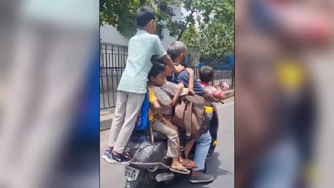 VIDEO | रस्त्याने जाणाऱ्या एका स्कूटीवर 8 जण बसले, त्या व्यक्तीचा जुगाड पाहून लोकांनी डोक्यावर हात लावला