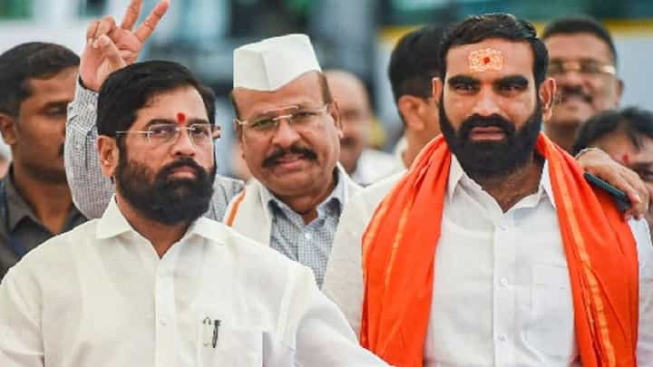VIDEO | धक्कादायक! आमदार बांगर यांचा एसटी कंडक्टरला शिवीगाल व धमकी; व्हिडिओ व्हायरल VIDEO | धक्कादायक! आमदार बांगर यांचा एसटी कंडक्टरला शिवीगाल व धमकी; व्हिडिओ व्हायरल