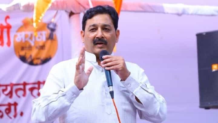 छत्रपती संभाजीराजे यांची राजकारण्यांवर सडकून टीका, म्हणाले, आज हे काय... छत्रपती संभाजीराजे यांची राजकारण्यांवर सडकून टीका, म्हणाले, आज हे काय...