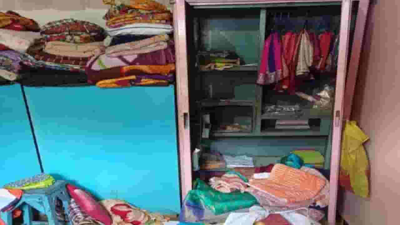 कराडच्या उंडाळे परिसरात चोरट्यांची दहशत; एकाच रात्रीत 15 घरफोड्या कराडच्या उंडाळे परिसरात चोरट्यांची दहशत; एकाच रात्रीत 15 घरफोड्या