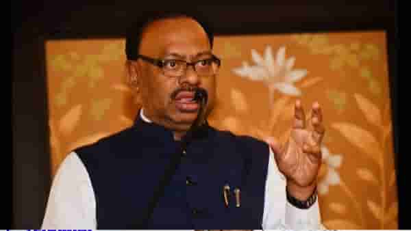 ‘2024 पर्यंत आपल्याविरोधात लिहू नये म्हणून पत्रकारांना ढाब्यावर अन् चहाला न्या’, चंद्रशेखर बावनकुळे यांचा ‘ती’ क्लिप व्हायरल