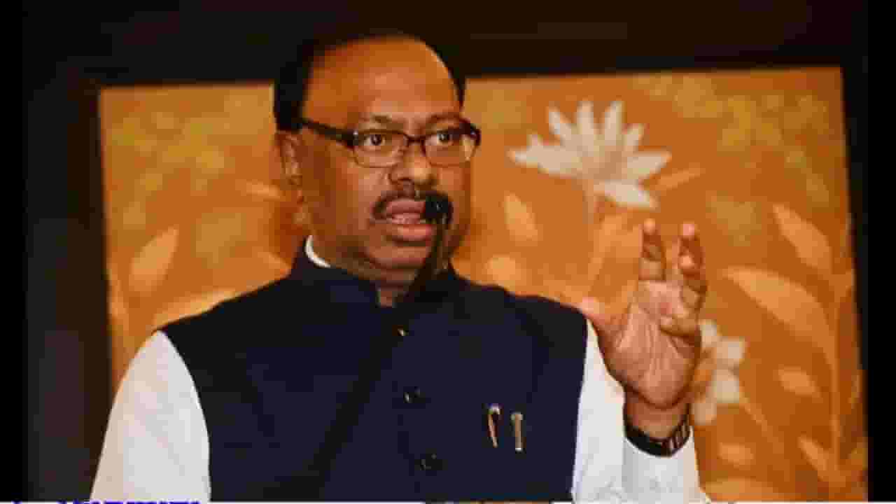 '2024 पर्यंत आपल्याविरोधात लिहू नये म्हणून पत्रकारांना ढाब्यावर अन् चहाला न्या', चंद्रशेखर बावनकुळे यांचा 'ती' क्लिप व्हायरल '2024 पर्यंत आपल्याविरोधात लिहू नये म्हणून पत्रकारांना ढाब्यावर अन् चहाला न्या', चंद्रशेखर बावनकुळे यांचा 'ती' क्लिप व्हायरल