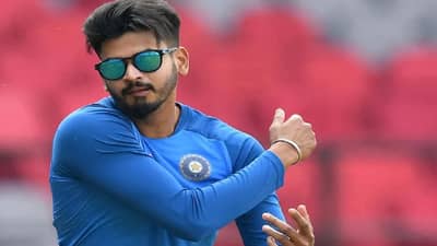 Shreyas Iyer Injury Update : श्रेयस अय्यर याच्या इंजेक्शनने टेन्शन वाढवलं; आशिया चषकाआधीच वाईट बातमी