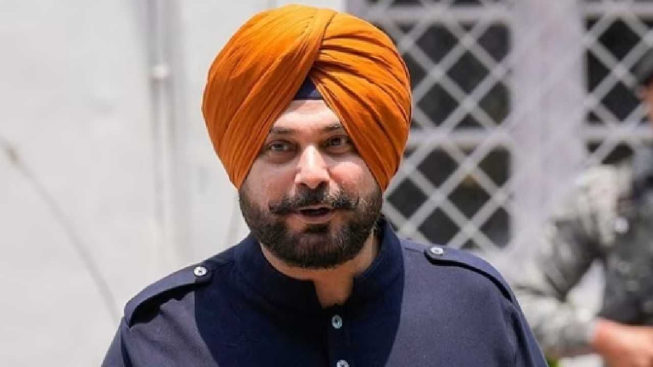 Navjot Singh Sidhu | पत्नीला कॅन्सर, तिसऱ्या केमोनंतर टि्वट, नवज्योत सिंग सिद्धू एकटे पडले का?