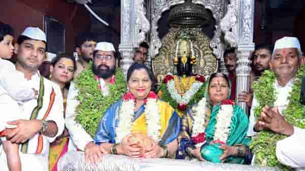 “विठ्ठलाच्या पूजेचा मान मिळाल्याने धन्य झालो”, नगरच्या काळे दाम्पत्याला मिळाला शासकीय पूजेचा मान