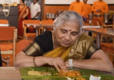 इन्फोसिसच्या सुधा मूर्ती यांच्या घरी किती प्रकारचं पोहे बनवलं जातं, सुधा खवैय्या असल्या तरी पती नारायण मूर्ती का राहिले सळपातळ