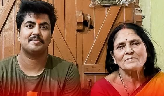 success story : गर्लफ्रेंड सोडून गेली, तिला चॅलेंज केले होते आणि अखेर IAS होऊन दाखवले success story : गर्लफ्रेंड सोडून गेली, तिला चॅलेंज केले होते आणि अखेर IAS होऊन दाखवले