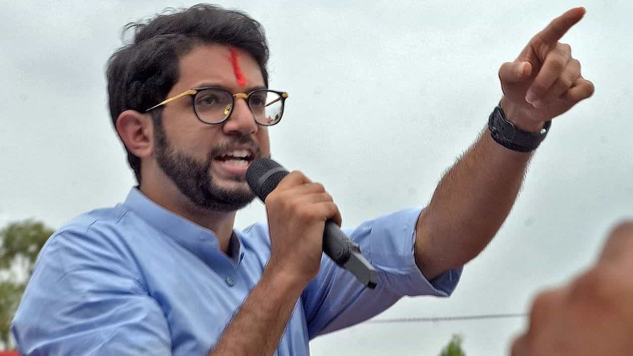 आदित्य ठाकरे यांच्याकडून आणखी एक घोटाळा उघड; नेमकं प्रकरण काय?