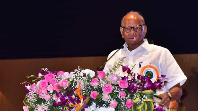 महाराष्ट्राच्या राजकीय इतिहासात शरद पवार यांचं नाव शकुनी मामा म्हणून लिहिलं जाईल