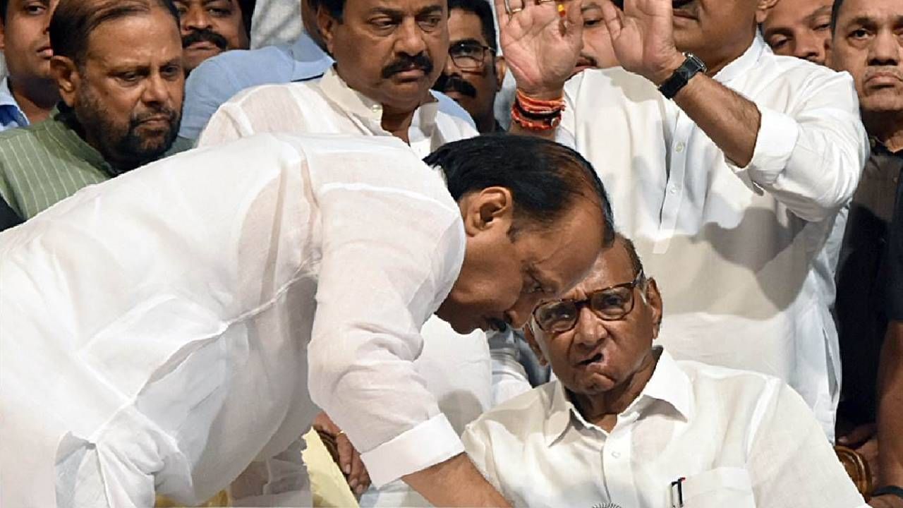 महाराष्ट्राला हादरवणारी बातमी, अजित पवार उपमुख्यमंत्रीपदाची शपथ घेणार, शरद पवार यांची भूमिका काय? महाराष्ट्राला हादरवणारी बातमी, अजित पवार उपमुख्यमंत्रीपदाची शपथ घेणार, शरद पवार यांची भूमिका काय?