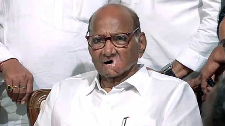 गेले, शपथ घेतली, मंत्री ही झाले मग अडचण काय? शरद पवार यांच्याकडे कसली करतायत याचणा? गेले, शपथ घेतली, मंत्री ही झाले मग अडचण काय? शरद पवार यांच्याकडे कसली करतायत याचणा?
