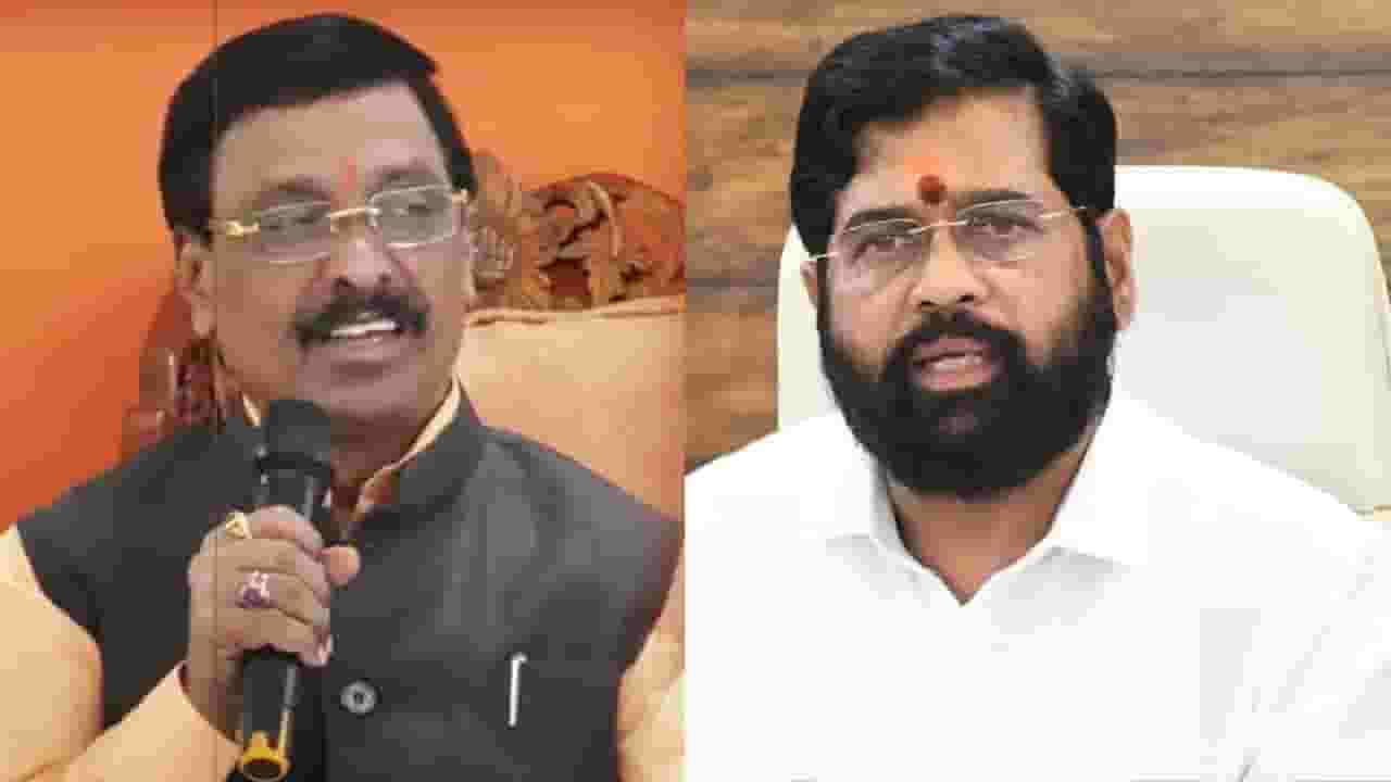 आता खरी गोची एकनाथ शिंदे यांची, अजित पवार यांच्या बंडानंतर ठाकरे गटाची टीका