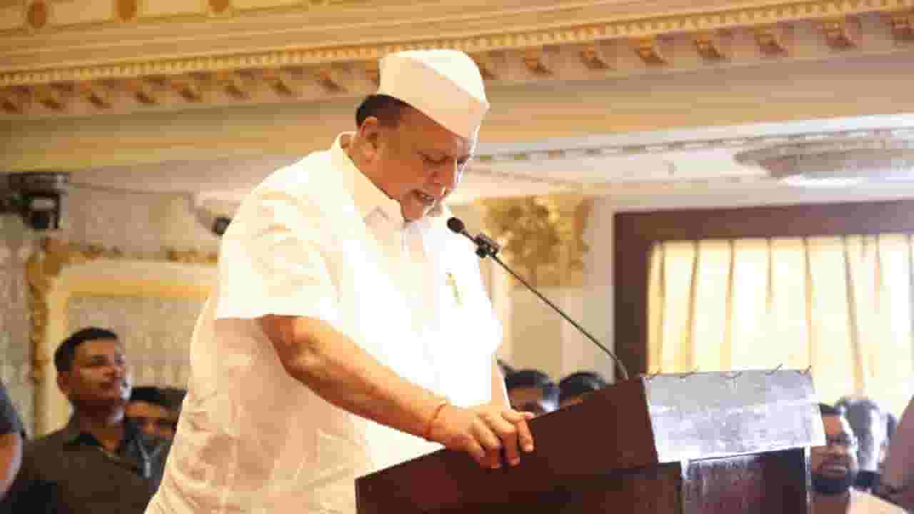 राष्ट्रवादीच्या भाजपमधील प्रवेशानं पहिली नाराजी उघड; कोल्हापुरमधील भाजपचा मोठा नेता नाराज