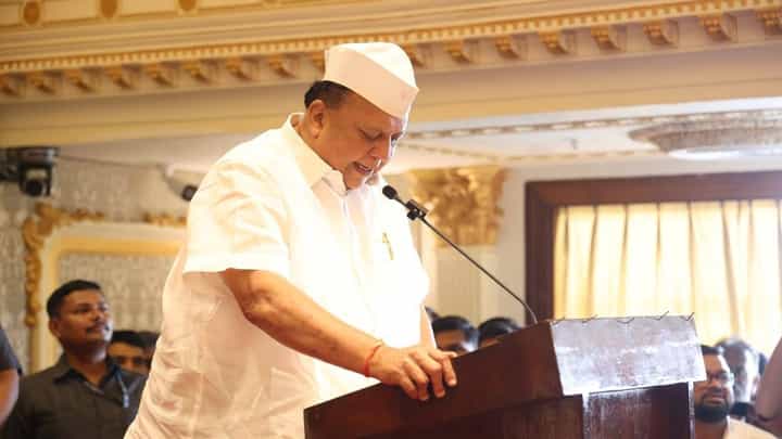 राष्ट्रवादीच्या भाजपमधील प्रवेशानं पहिली नाराजी उघड; कोल्हापुरमधील भाजपचा मोठा नेता नाराज राष्ट्रवादीच्या भाजपमधील प्रवेशानं पहिली नाराजी उघड; कोल्हापुरमधील भाजपचा मोठा नेता नाराज