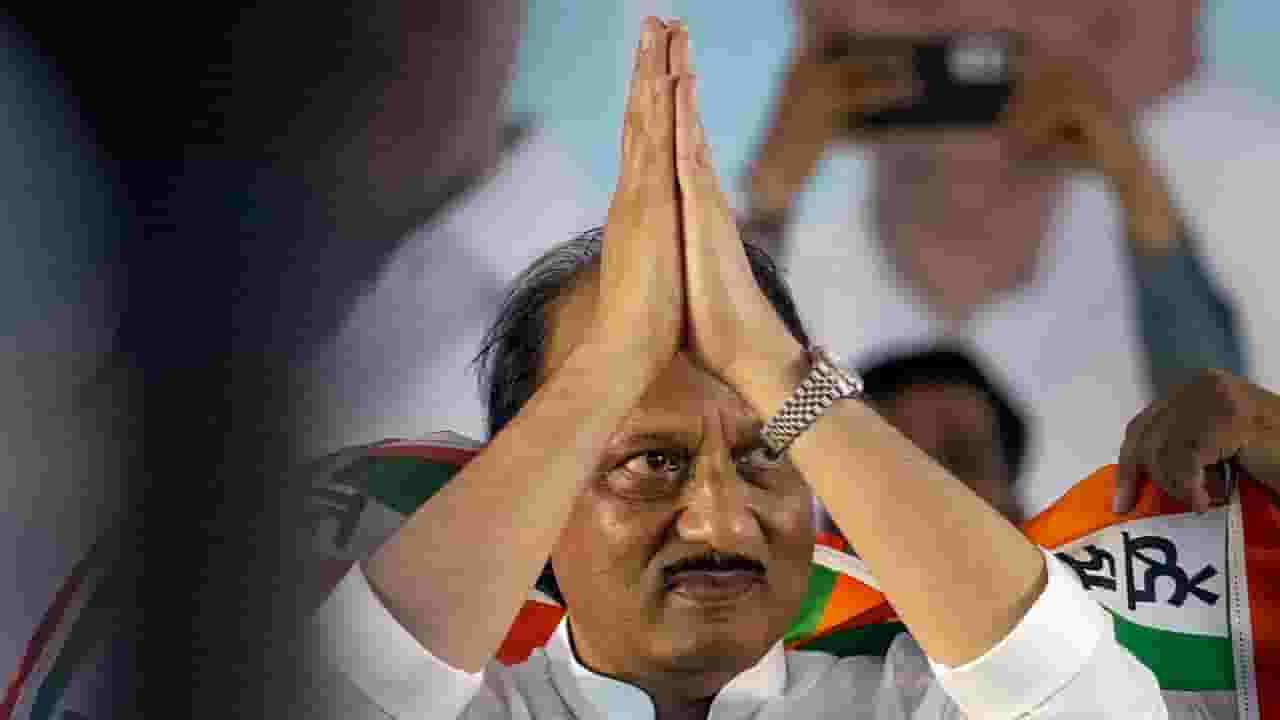 अजितदादांनी मुख्यमंत्री व्हावं, त्यांचा निर्णय योग्य; सचिन खरात यांचा अजित पवार यांना पाठिंबा अजितदादांनी मुख्यमंत्री व्हावं, त्यांचा निर्णय योग्य; सचिन खरात यांचा अजित पवार यांना पाठिंबा