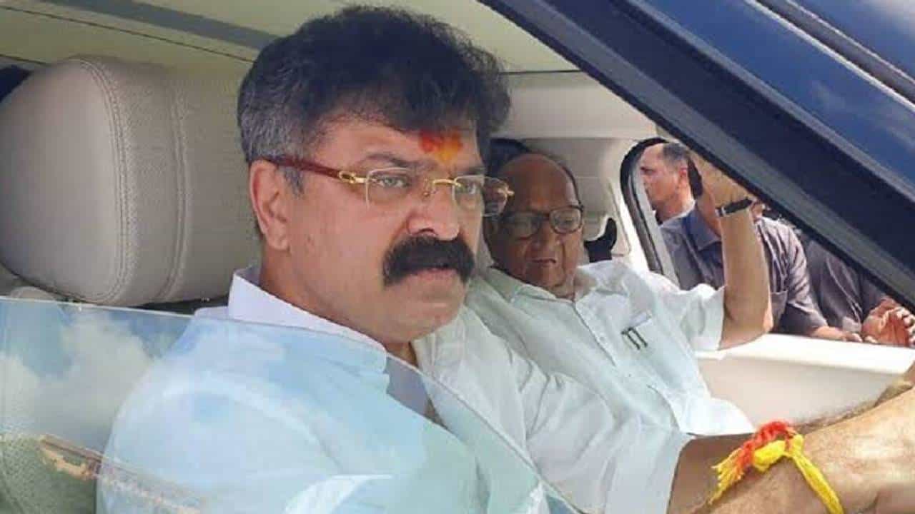 ‘ज्याला तलवार चालवता येते तो युद्ध करता येतं’, आव्हाड यांचा कोणाला इशारा