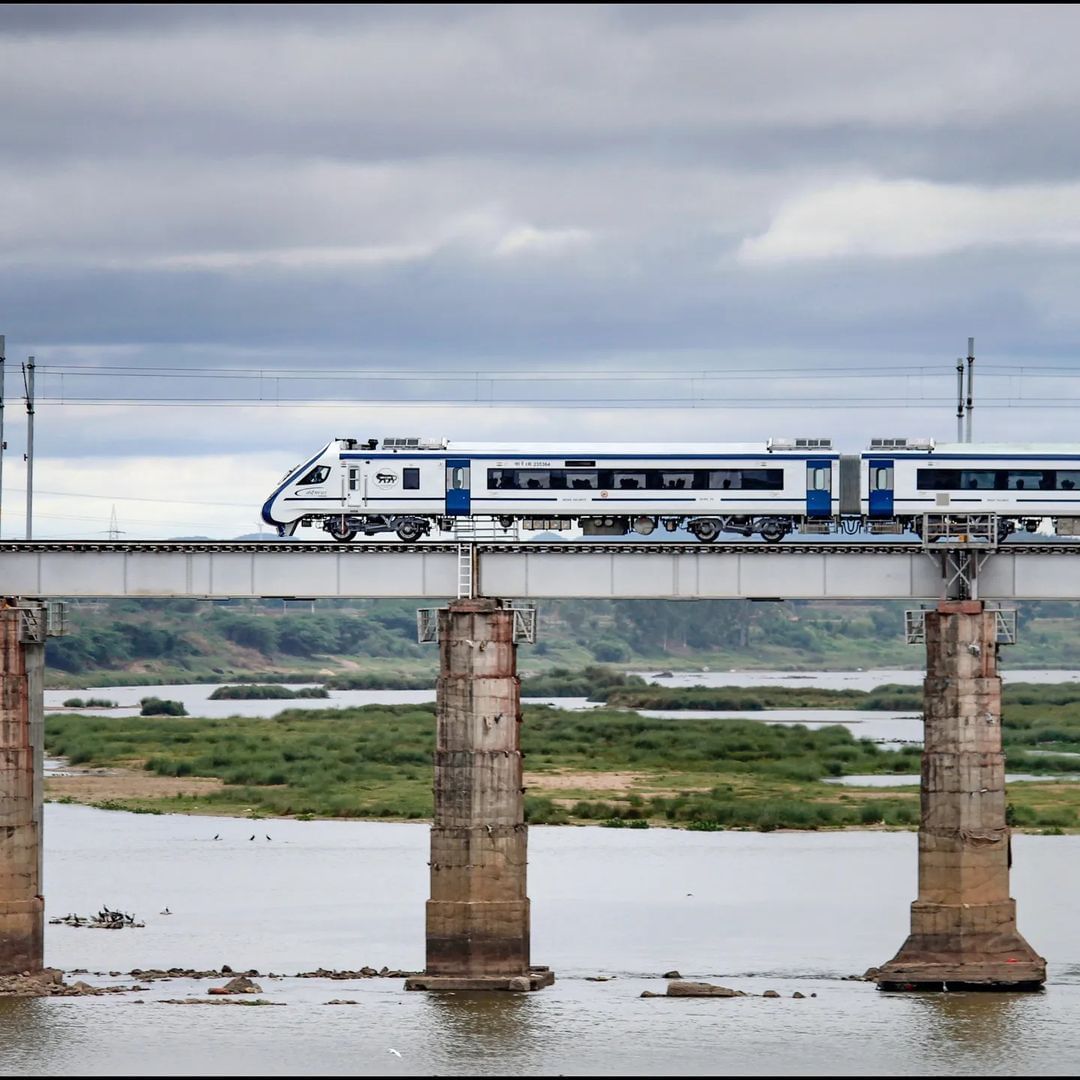 Vande Bharat Express ५