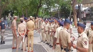 राष्ट्रवादीवर संकटांचा डोंगर, राहुल गांधी स्वत:हून शरद पवार यांच्या भेटीला