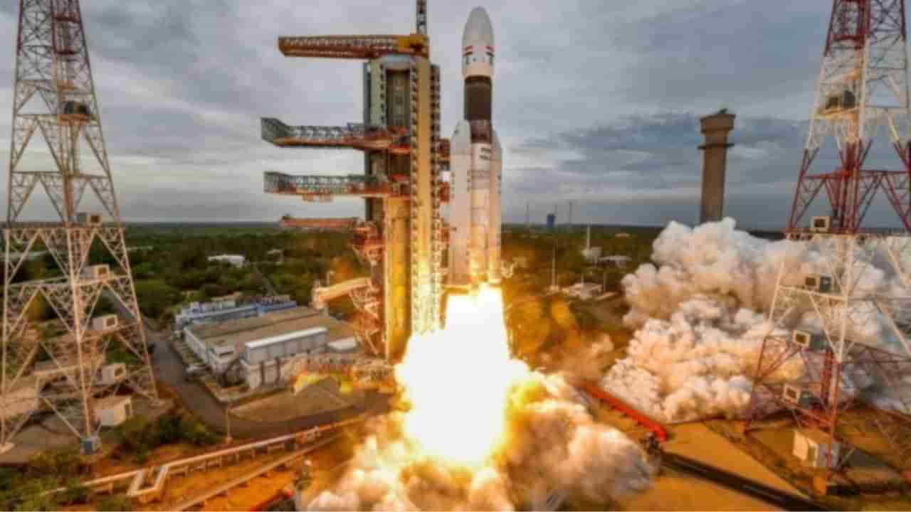 Chandrayaan-3 | भारतीयांसाठी सर्वात मोठी आनंदाची बातमी, चांद्रयान-3 या दिवशी अवकाशात झेपावणार