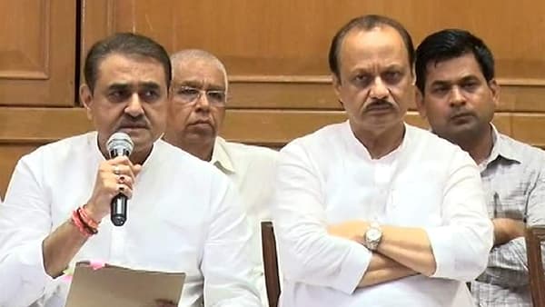 शरद पवार गटाची दिल्लीतील बैठक अधिकृत नाही; प्रफुल्ल पटेल यांचे स्पष्टीकरण