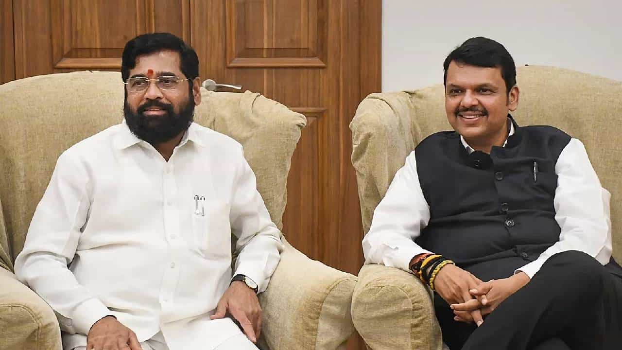 Maharashtra Cabinet Expansion : पाहुण्यांचं जेवून झालं, आता घरच्यांची बारी; राज्य मंत्रिमंडळाचा तिसरा विस्तार लवकरच? Maharashtra Cabinet Expansion : पाहुण्यांचं जेवून झालं, आता घरच्यांची बारी; राज्य मंत्रिमंडळाचा तिसरा विस्तार लवकरच?