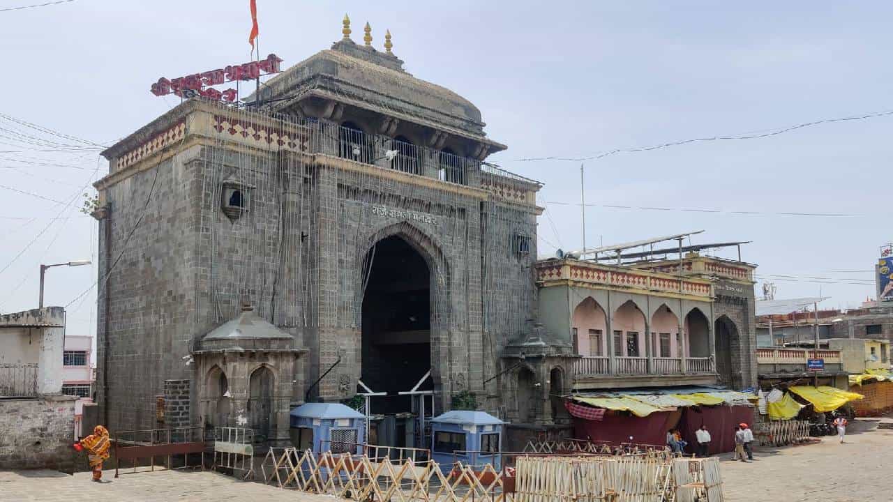 भाविकांच्या विरोधानंतर तुळजाभवानी मंदिर समिती घेतलेला निर्णय बदलावा लागला; तब्बल 10 पट झालेली वाढ झाली रद्द