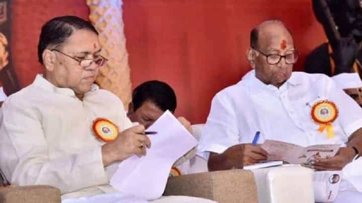 ‘आंबेगावसुद्धा धडा शिकवेल’; वळसे पाटल यांनी पवार यांच्यावर केलेल्या टीकेला राष्ट्रवादीच्या नेत्याचं प्रत्युत्तर ‘आंबेगावसुद्धा धडा शिकवेल’; वळसे पाटल यांनी पवार यांच्यावर केलेल्या टीकेला राष्ट्रवादीच्या नेत्याचं प्रत्युत्तर