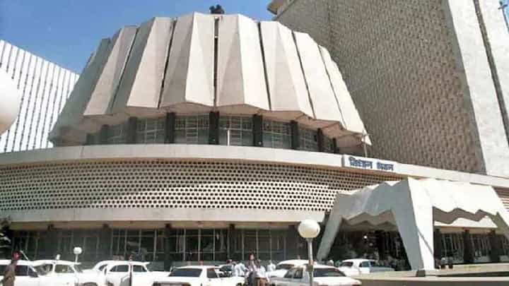 Monsoon Session | पावसाळी अधिवेशनाला चार दिवस सुट्टी, पण का? आमदारांना काय दिल्या सूचना? Monsoon Session | पावसाळी अधिवेशनाला चार दिवस सुट्टी, पण का? आमदारांना काय दिल्या सूचना?
