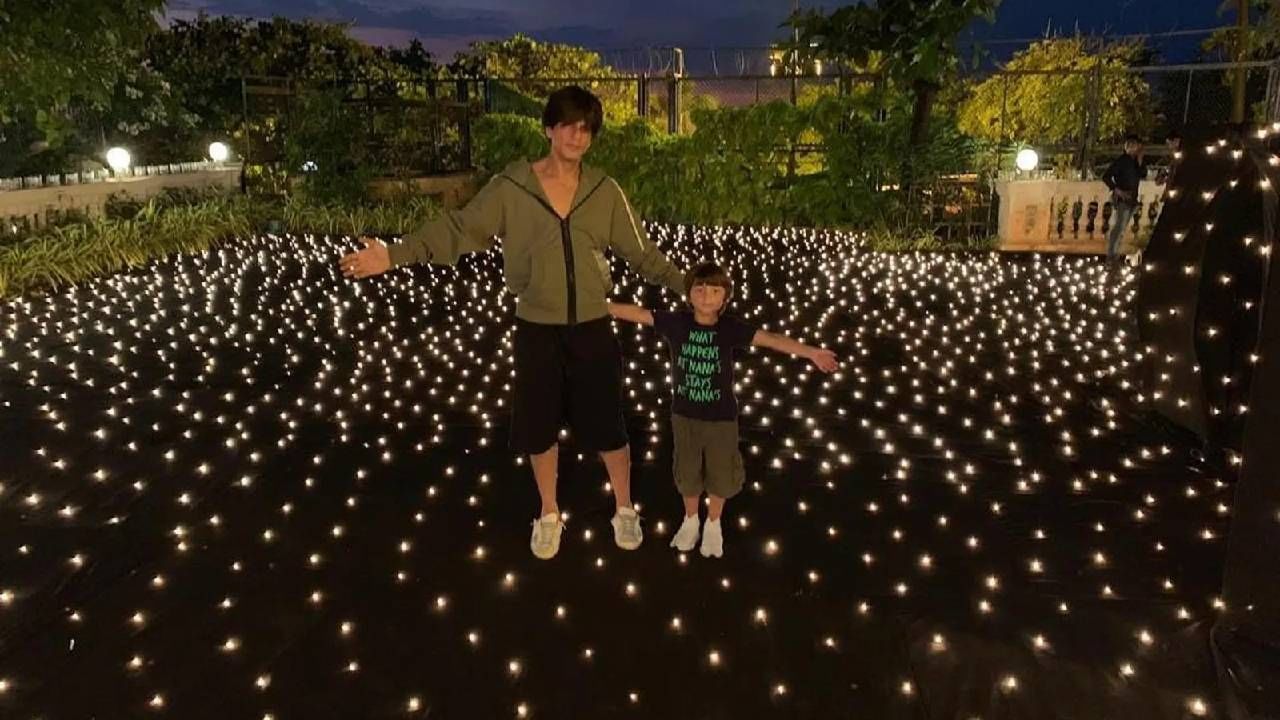 गाैरी खान हिने सतत चार वर्षे या बंगल्यासाठी मेहनत घेतलीये. शाहरुख खान आणि गाैरी यांची बेडरूम खास डिझाईन करण्यात आलीये. 