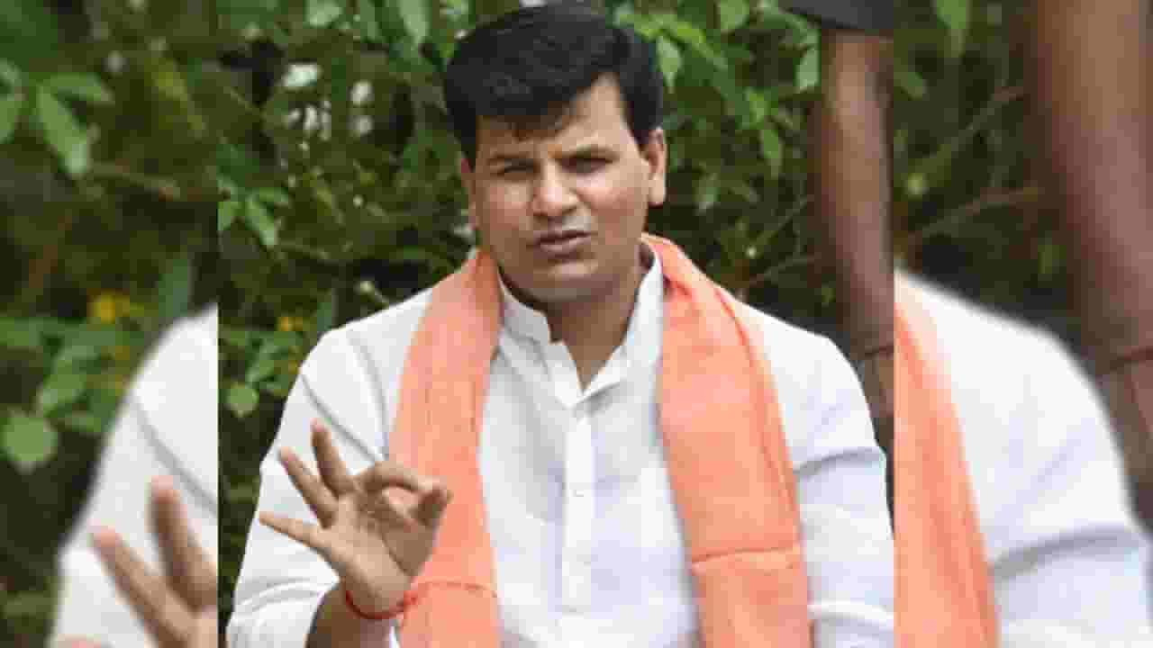 'काँग्रेसची नौटंकी', संभाजी भिडे यांच्या विरोधातील काँग्रेसच्या आंदोलनावर रवी राणा यांची टीका