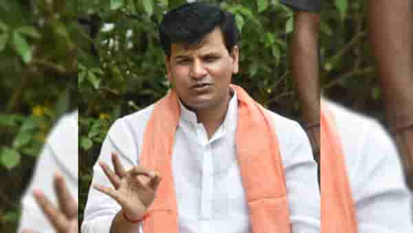 ‘काँग्रेसची नौटंकी’, संभाजी भिडे यांच्या विरोधातील काँग्रेसच्या आंदोलनावर रवी राणा यांची टीका
