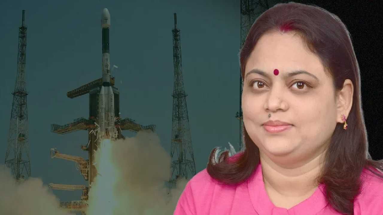 Chandrayan-3 | मिशन चांद्रयान-3 मध्ये एका महिला ऑफिसरवर मोठी जबाबदारी, कोण आहे रितु कारिधाल? Chandrayan-3 | मिशन चांद्रयान-3 मध्ये एका महिला ऑफिसरवर मोठी जबाबदारी, कोण आहे रितु कारिधाल?